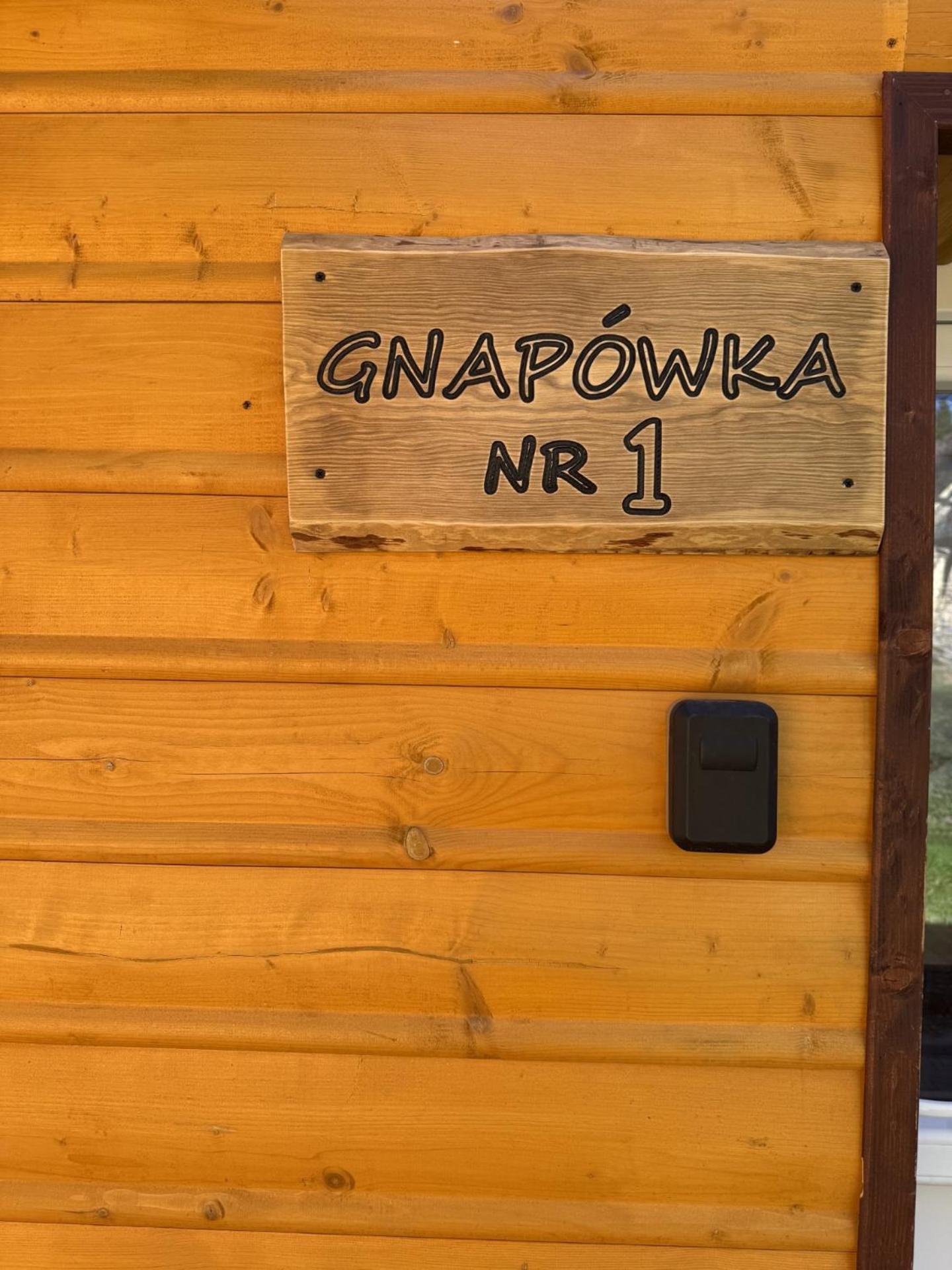 Gnapowka Apartment ซาวอยา ภายนอก รูปภาพ